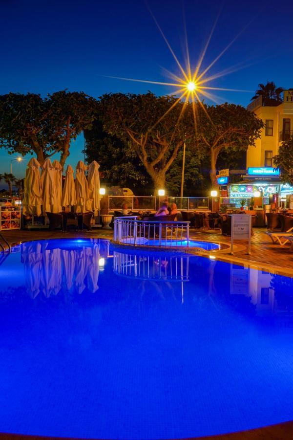 Parador Beach Hotel All Inclusive 3*