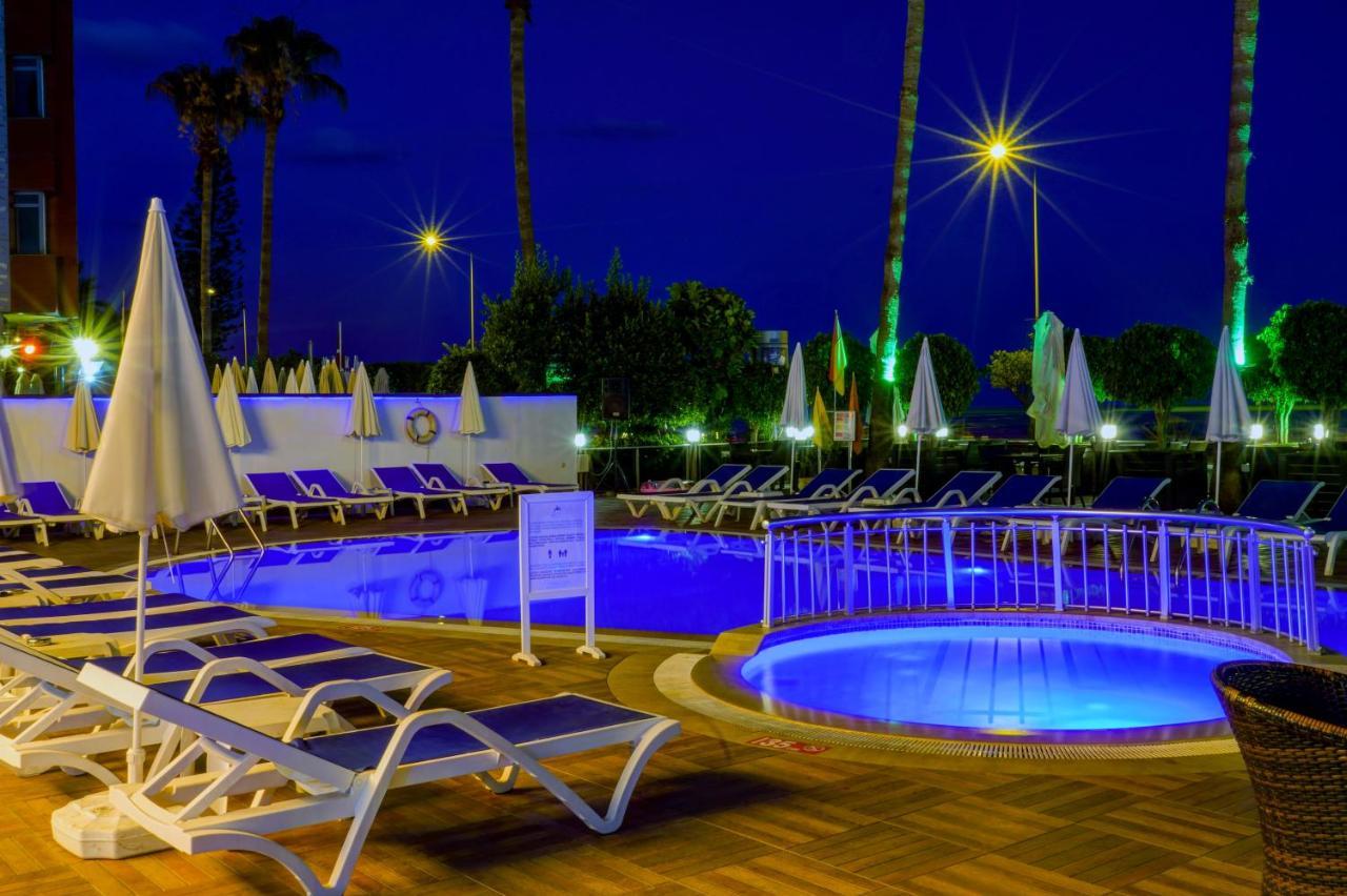 Parador Beach Hotel All Inclusive