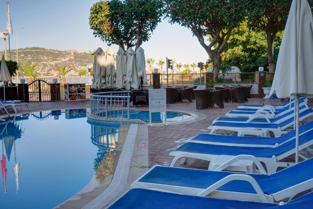Parador Beach Hotel All Inclusive Hotel 3*