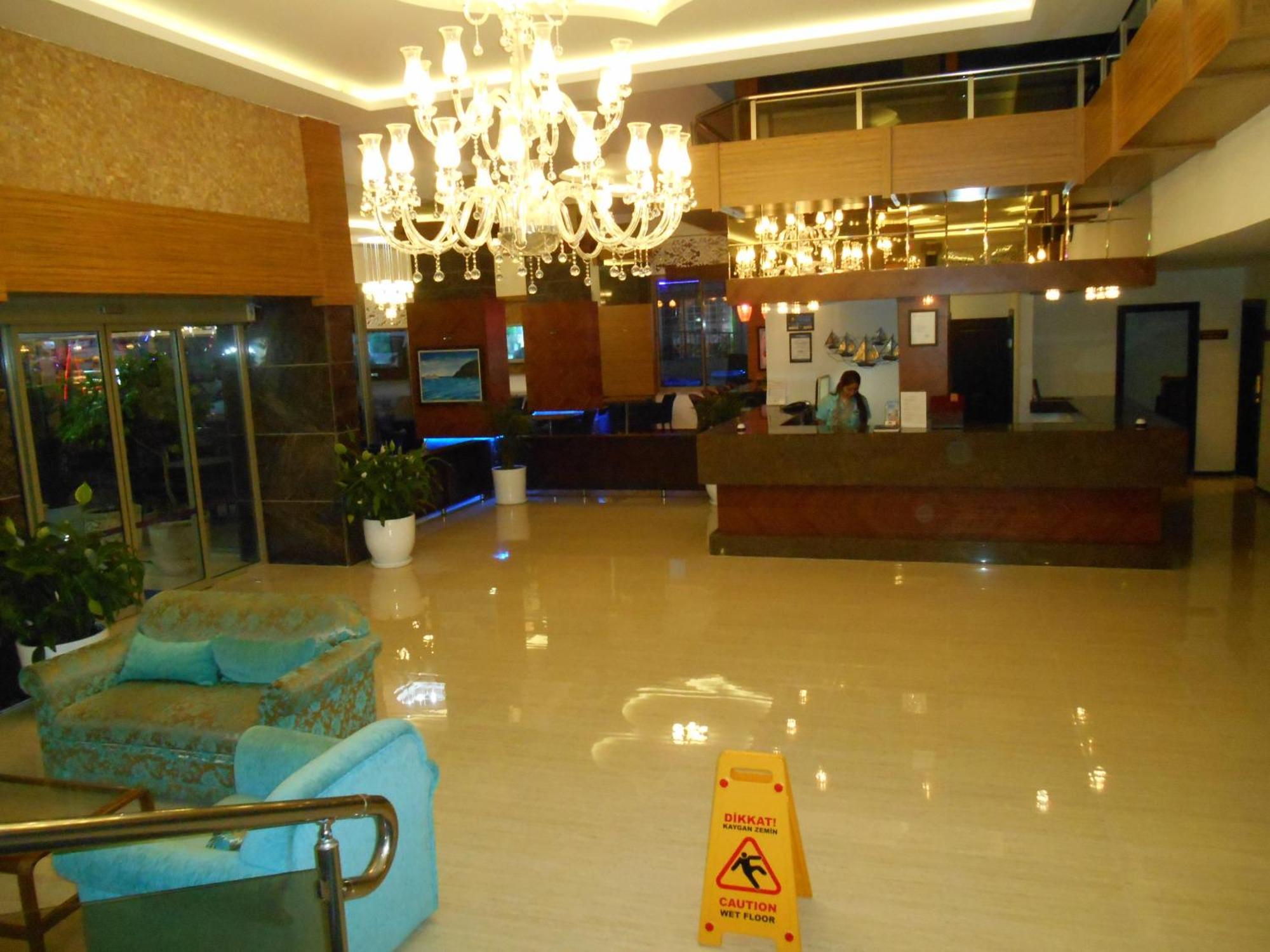 Parador Beach Hotel All Inclusive Hotel 3*